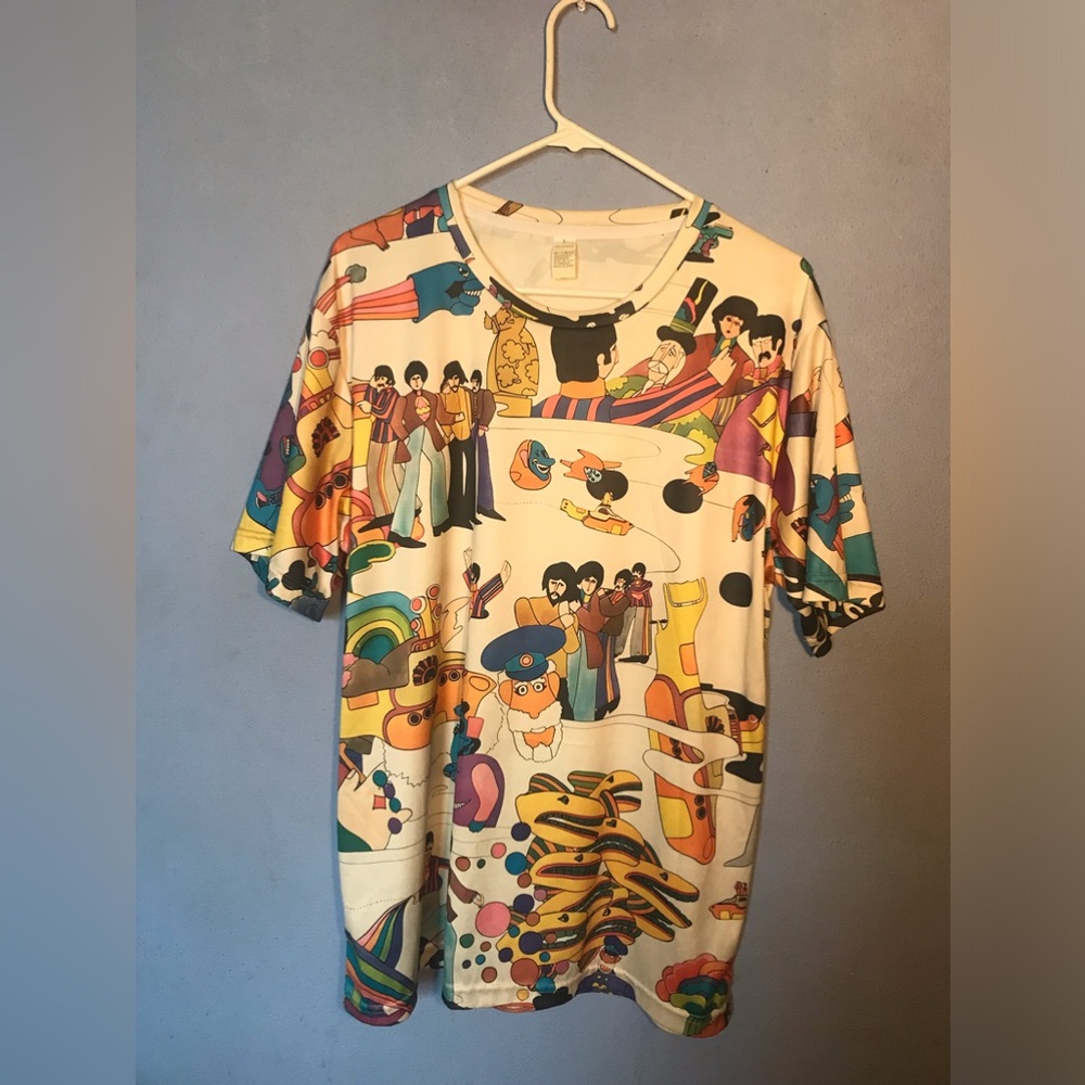 New~The Beatles~Sz Large~Yellow Submarine~Animated~Soft Silky~ T-Shirt~Retro~